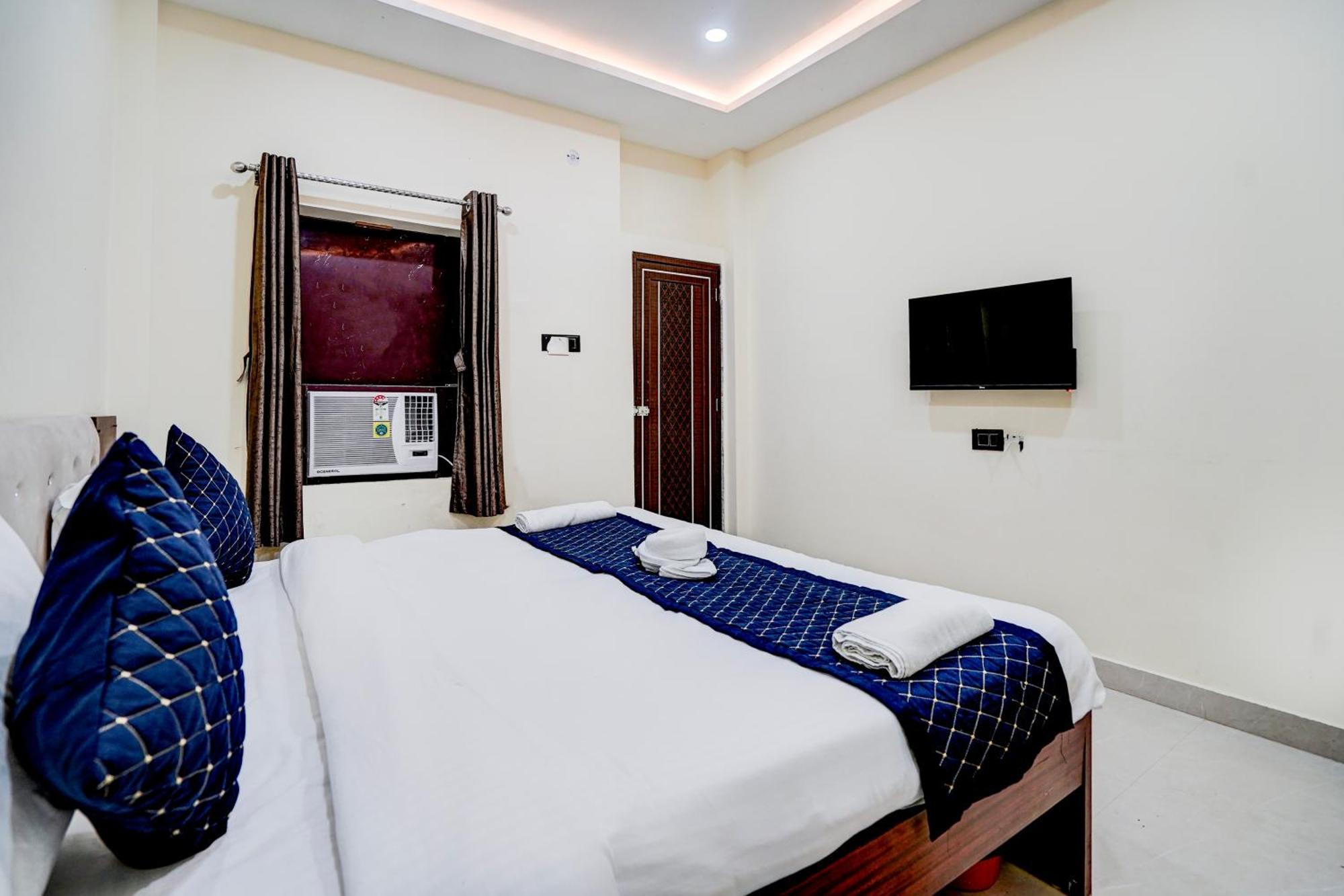 Hotel Vibe Blu- Варанаси Экстерьер фото